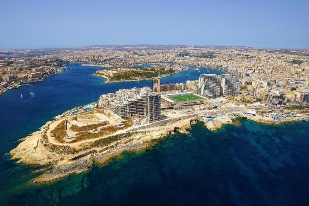 Bright 2 Bedroom Flat In Sliema! Exterior photo