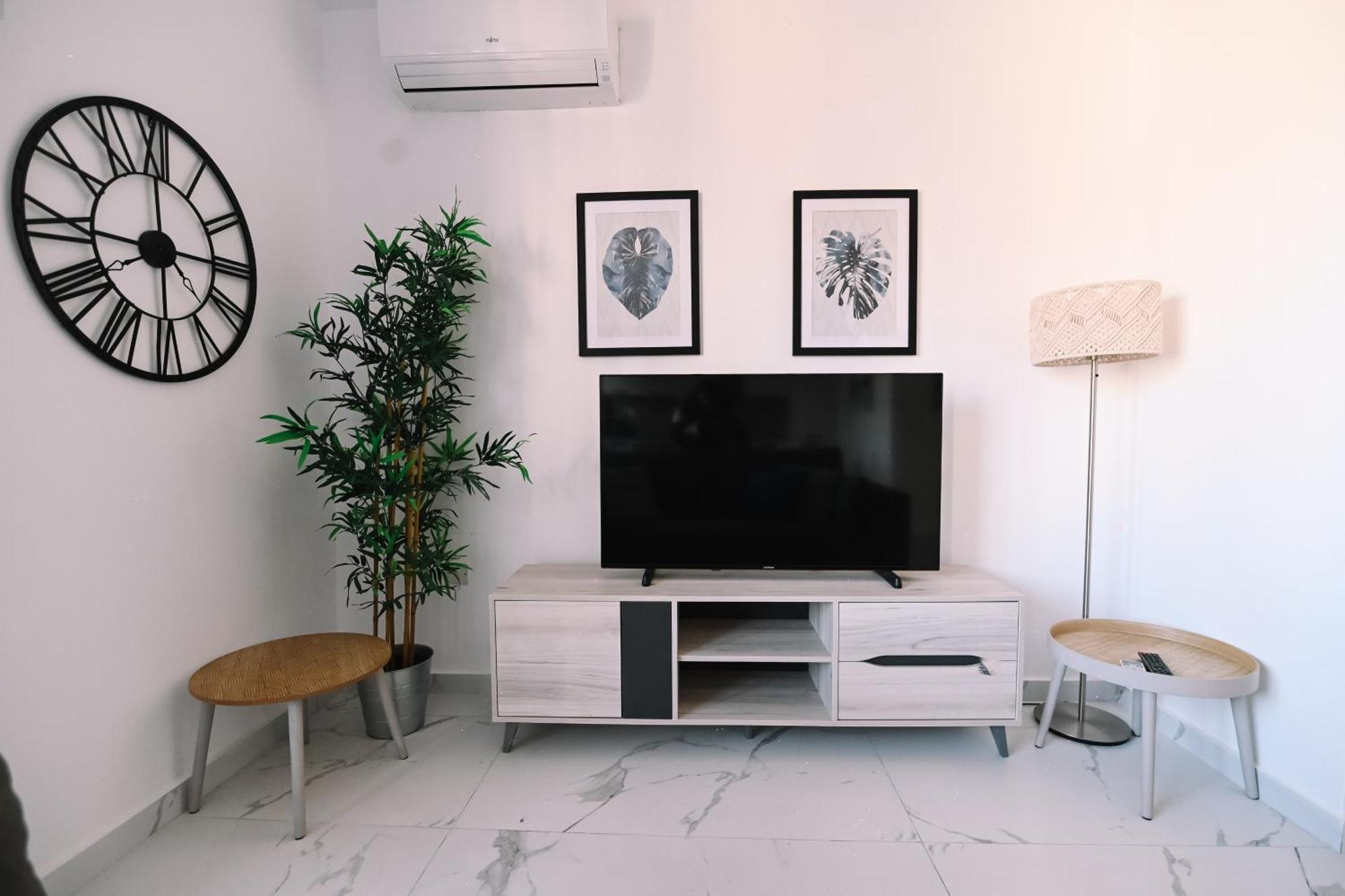 Bright 2 Bedroom Flat In Sliema! Exterior photo
