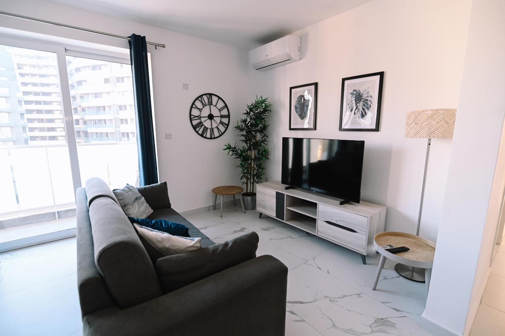 Bright 2 Bedroom Flat In Sliema! Exterior photo