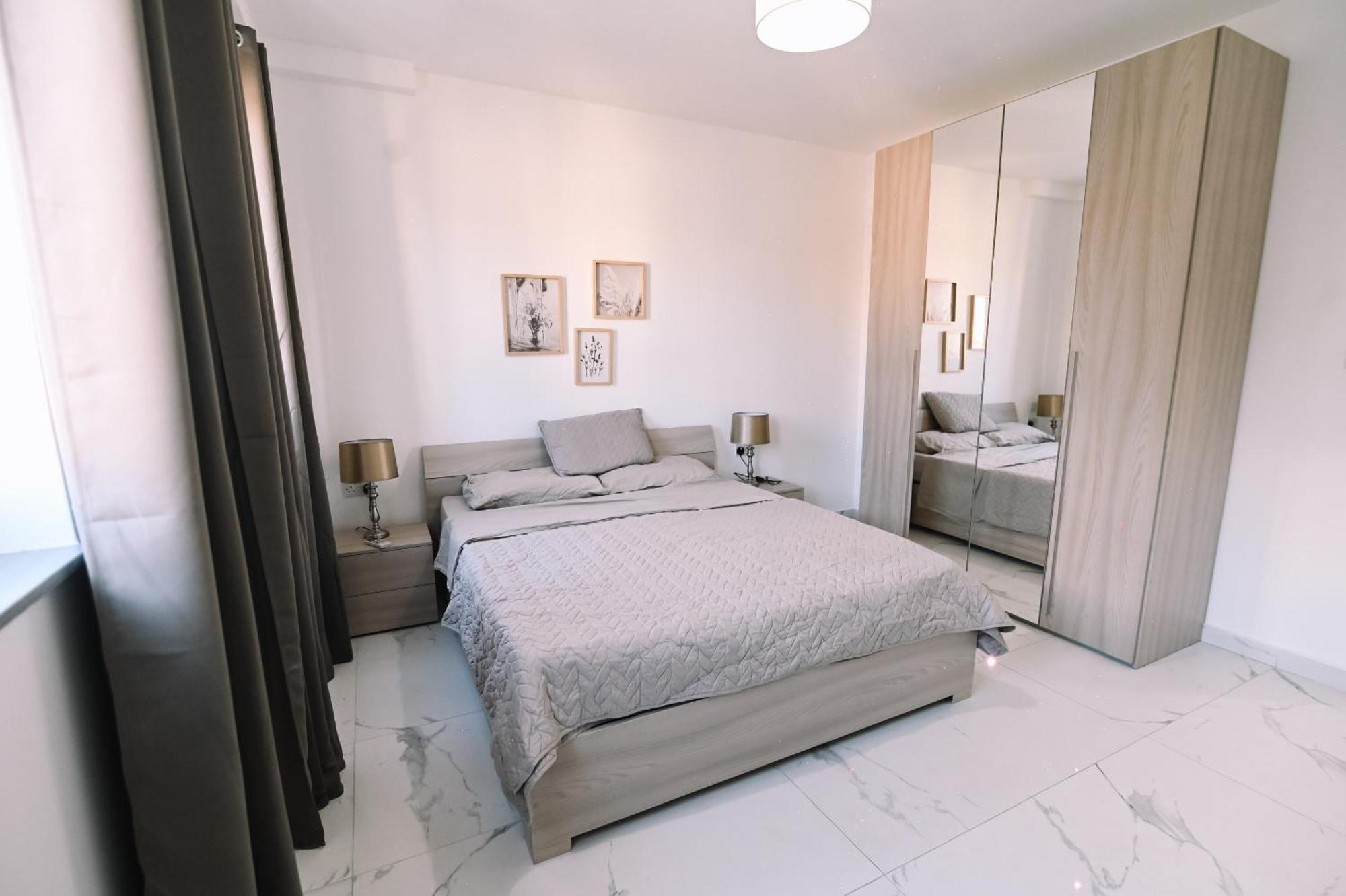 Bright 2 Bedroom Flat In Sliema! Exterior photo