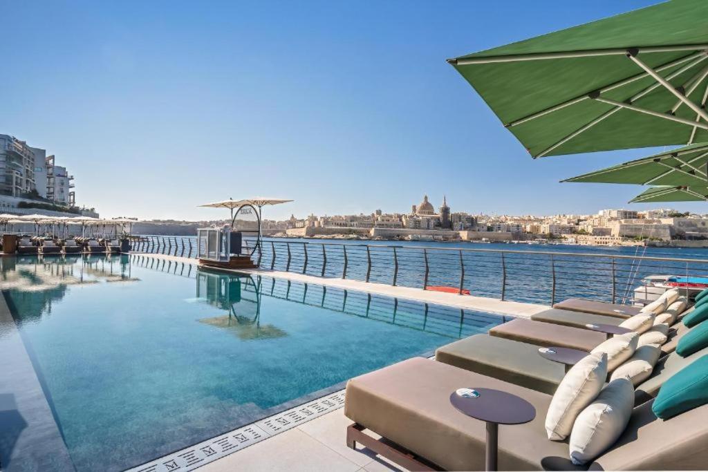 Bright 2 Bedroom Flat In Sliema! Exterior photo