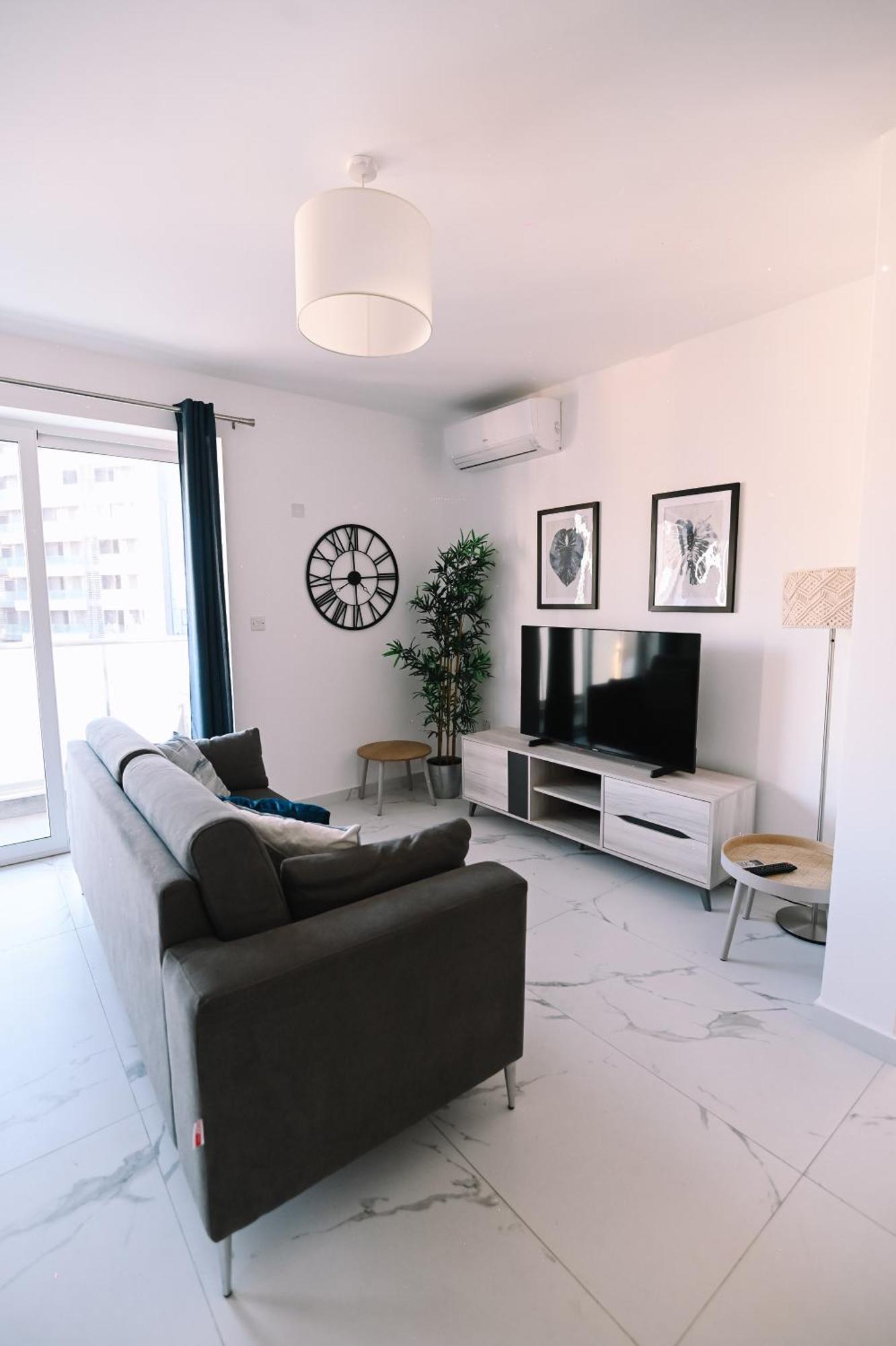 Bright 2 Bedroom Flat In Sliema! Exterior photo