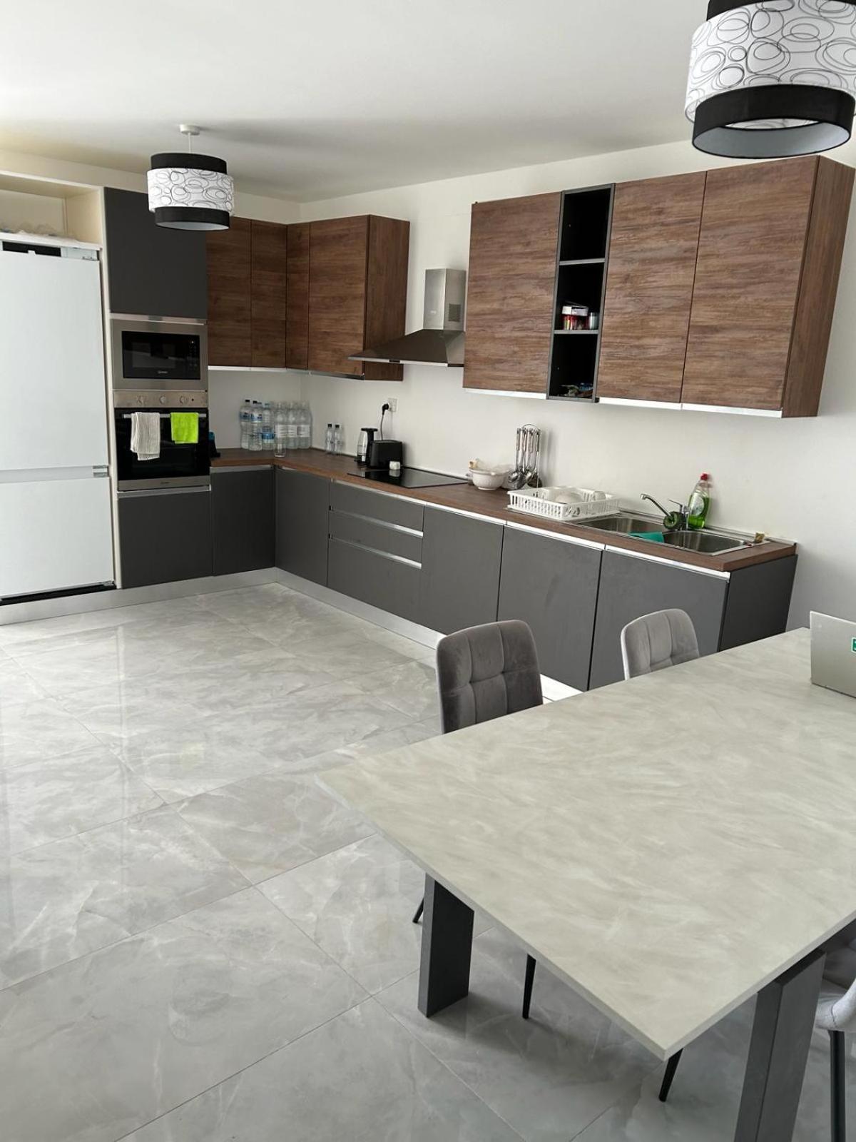 Bright 2 Bedroom Flat In Sliema! Room photo